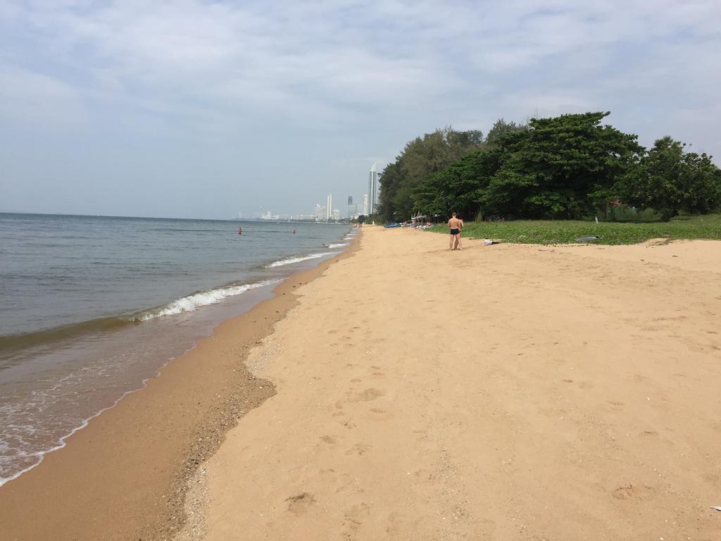 Baan Dhewaran Beachfront Villa Na Chom Thian Eksteriør billede