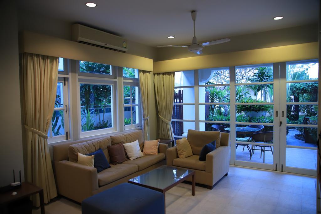 Baan Dhewaran Beachfront Villa Na Chom Thian Eksteriør billede
