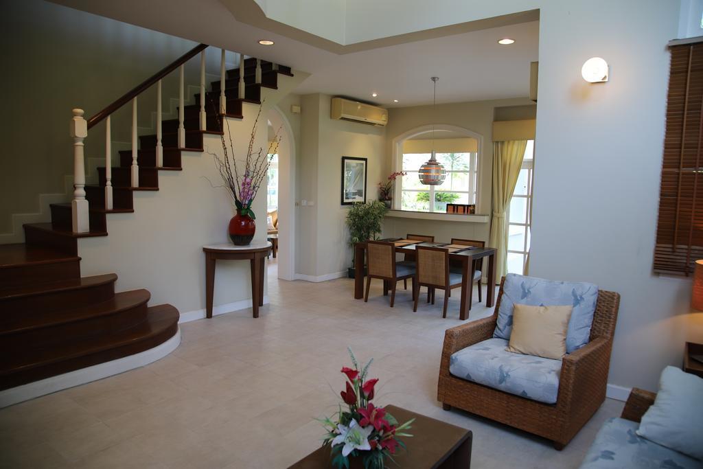 Baan Dhewaran Beachfront Villa Na Chom Thian Eksteriør billede