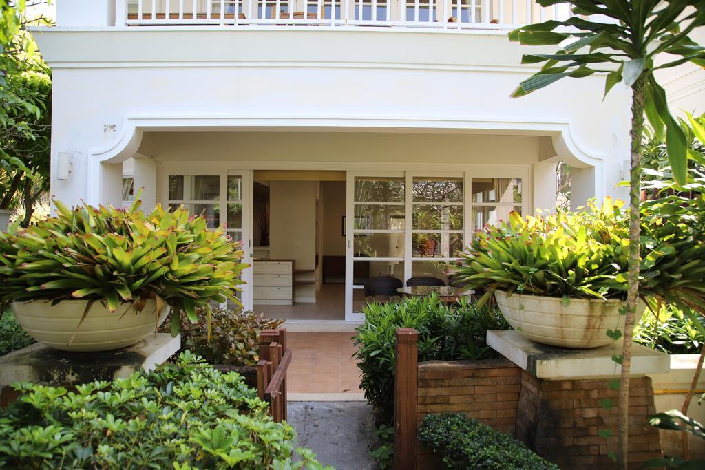 Baan Dhewaran Beachfront Villa Na Chom Thian Eksteriør billede