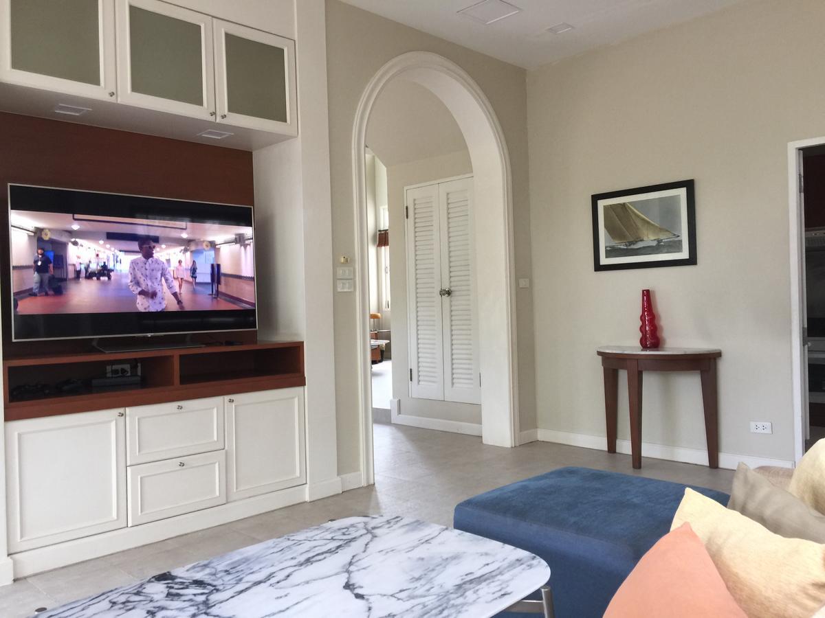 Baan Dhewaran Beachfront Villa Na Chom Thian Eksteriør billede