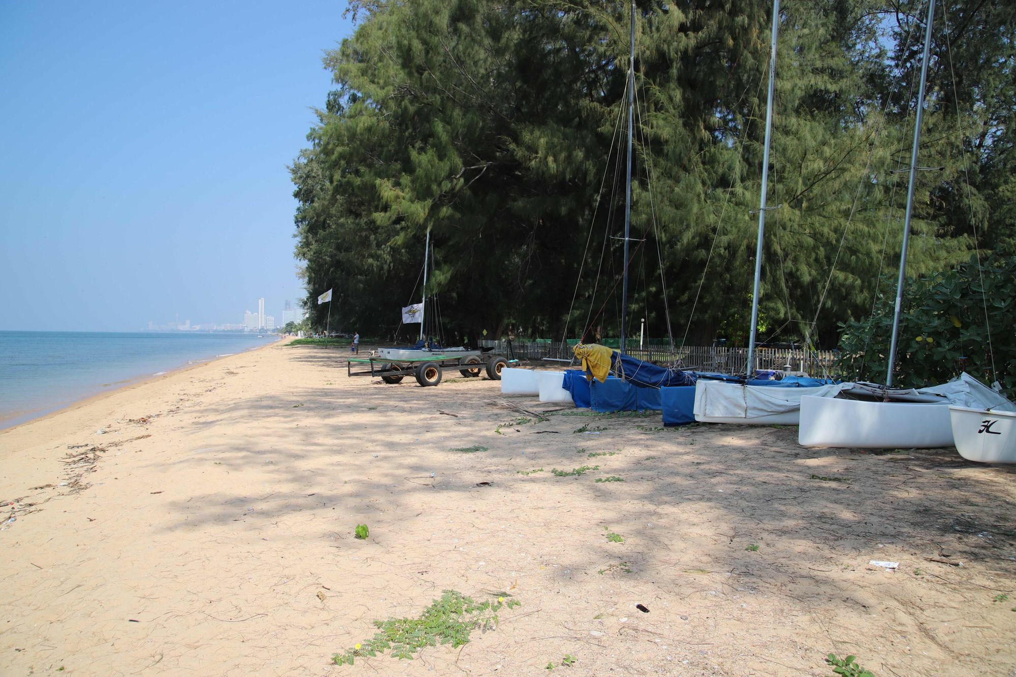 Baan Dhewaran Beachfront Villa Na Chom Thian Eksteriør billede