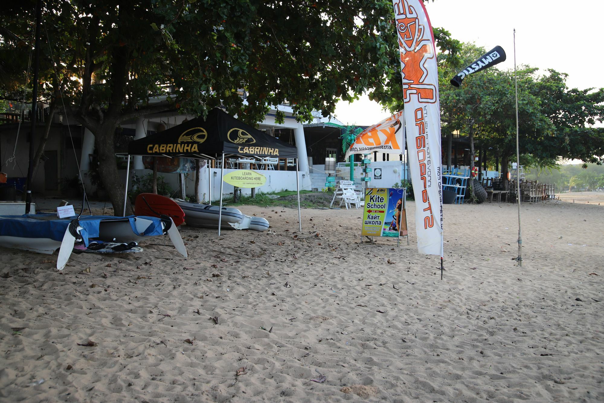 Baan Dhewaran Beachfront Villa Na Chom Thian Eksteriør billede