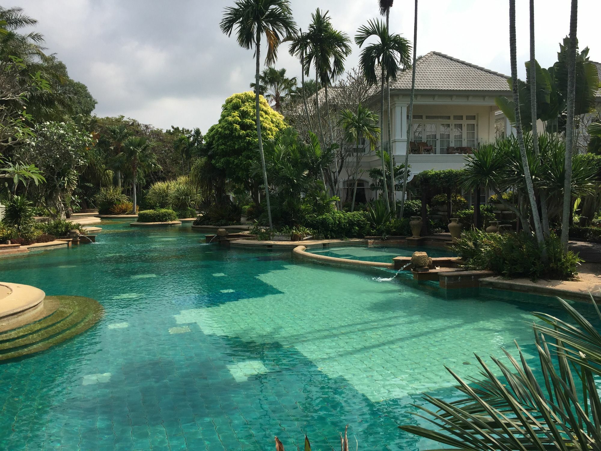 Baan Dhewaran Beachfront Villa Na Chom Thian Eksteriør billede